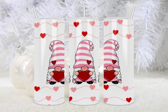 A Brand Designer’s Review of the Gnome Tumbler Hearts Graphic